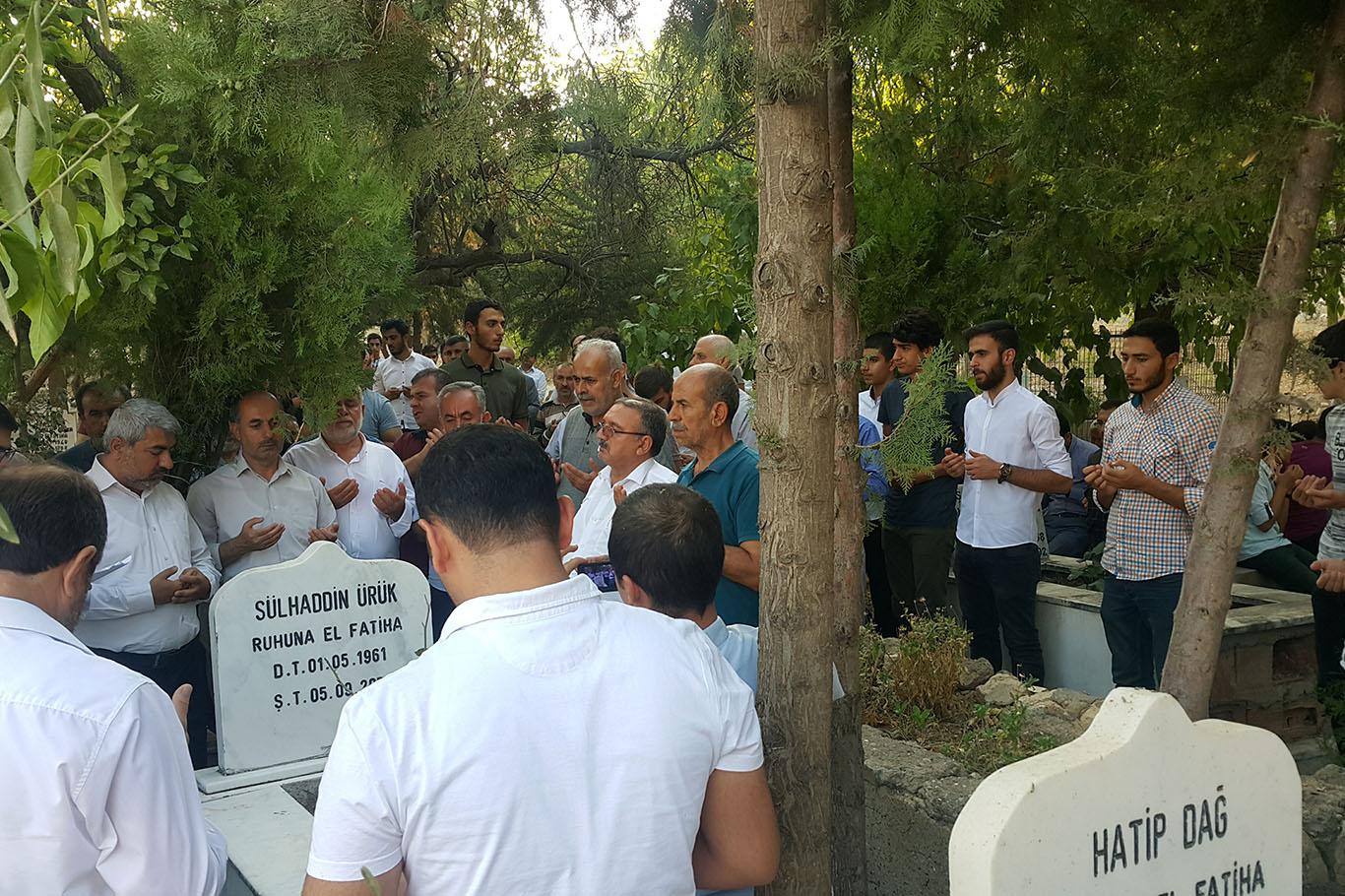 Selahaddin Ürük kabri başında anıldı Selahaddin Ürük kabri başında anıldı